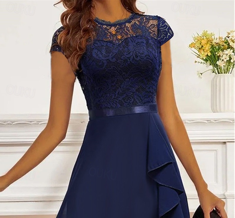knee length dresses for ladies retrofte Women's Perdita Lace Dress - Red