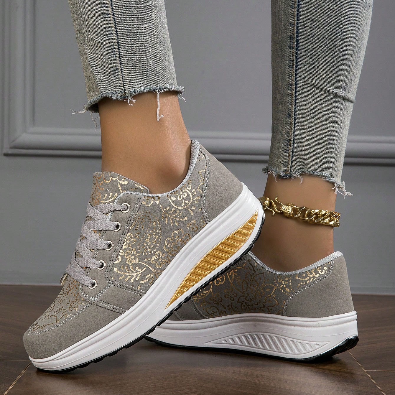 Dames Sneakers Grote maten Platform sneakers Comfortabele schoenen Buiten  Dagelijks Zomer Winter Plateau Platte hak Ronde Teen Modieus Sportief  Casual Hardlopen Wandelen PU Veters Zwart Roze Licht 2025 - € 39.99