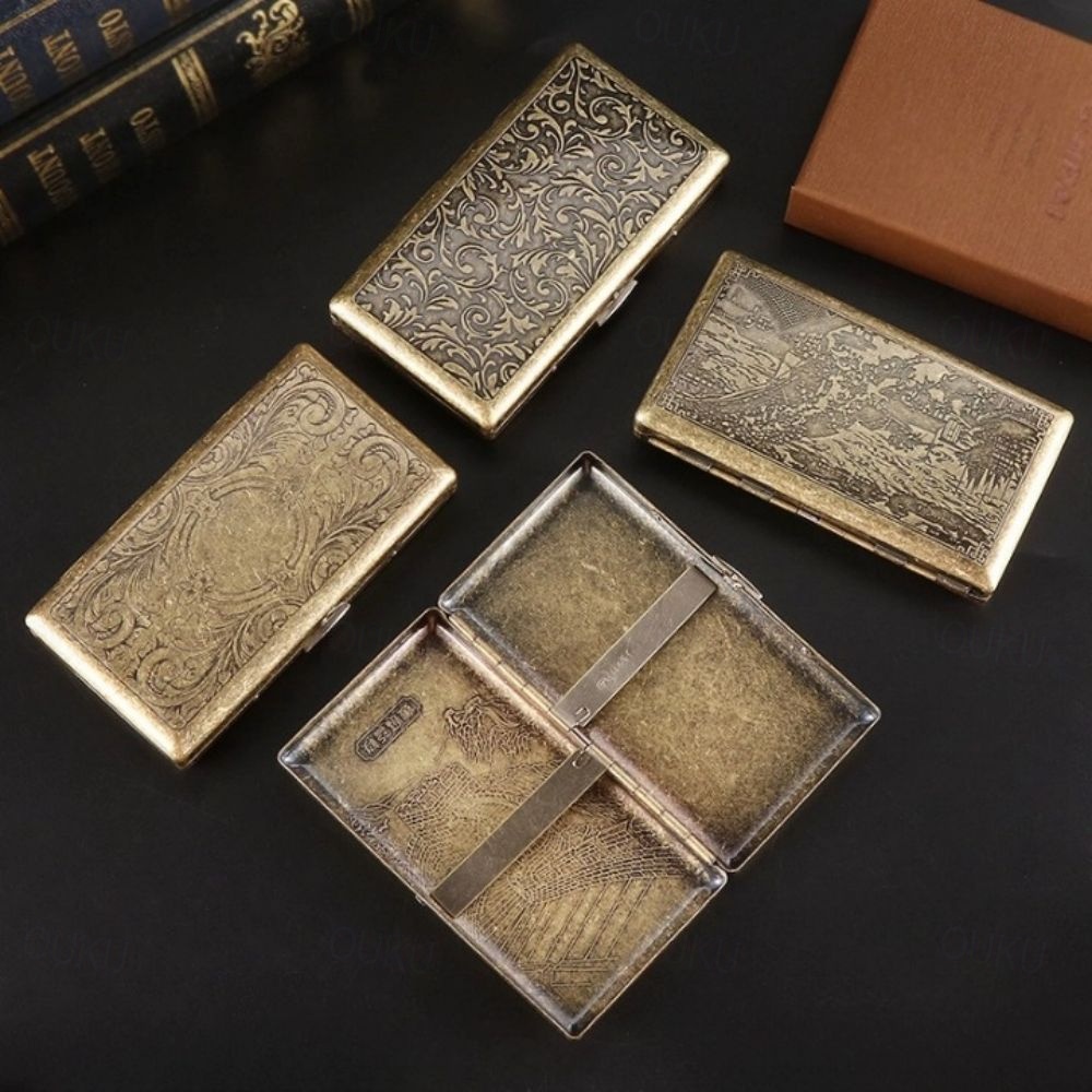 925 silver cigarette case Portasigarette in argento sterling 925 - Asta Galanterie e curiosità - Maison Bibelot - Casa d'Aste Firenze 925 silver cigarette case Portasigarette in argento sterling 925 - Asta Galanterie e curiosità - Maison Bibelot - Casa d'Aste Firenze