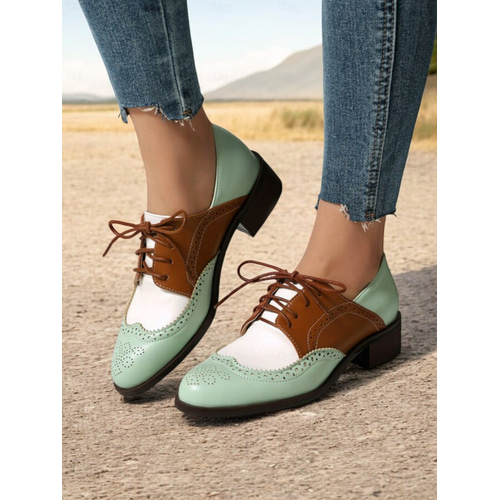 Women's Vintage Oxford Shoes in Mint Green, Brown, and White - Lace-Up  Brogue Wingtip Dress Shoes for Casual and Semi-Formal Wear 2026 - kr. 719