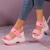 billige Sport Sandaler-tykke plattformsandaler for kvinner – svarte og hvite sporty kilesandaler med justerbare stropper, trendy sommersko for uformelle antrekk og streetwear