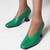 billiga Block Heels-gröna klackpumpar i konstläder för kvinnor – minimalistisk retrostil för arbete, fester och vardagskläder