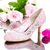 billiga Bröllopsgäst-Svarta pumps med kitten heel i spets, spetsig tå och transparent blommigt nät, eleganta finskor för bröllop, cocktailpartyn och kvällsevenemang.