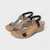 abordables Sandales femme-sandales compensées argentées pour femmes avec bride en T en strass et bride arrière élastique, chaussures d&#039;été scintillantes pour les mariages, les fêtes et les tenues de jour décontractées