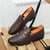 preiswerte Halbformell-braune Pennyloafer aus Kunstleder für Herren mit gewebtem Obermaterial und Gummisohle – bequem und stilvoll für Business-Casual- oder Smart-Casual-Outfits