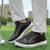 billige Herresko til golf-hvite og svarte ytelsesgolfsneakers for menn, slitesterk mikrofiberkonstruksjon, ideell for hverdagsgolfere