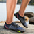 billige Uformelle joggesko-barfotsneakers for menn - livlig rød, robust såle, blonderfri design - perfekt for fotturer og utendørseventyr