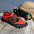 billige Uformelle joggesko-barfotsneakers for menn - livlig rød, robust såle, blonderfri design - perfekt for fotturer og utendørseventyr