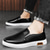 baratos Sapatos Casuais Slip-On-Tênis masculino slip-on branco com detalhes em couro sintético contrastante e sola de borracha antiderrapante - elegante e confortável para uso casual e diário