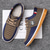 preiswerte Lässige Schnürschuhe-Herren-Schnürsneaker in Marineblau und Hellbraun – trendige Sneaker für die Freizeit und Wochenendabenteuer
