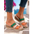 billige Ferietøfler-Røde og beige kile-sandaler til dame – komfortable slip-on-sko med åpen tå og dekorative stropper for sommerutflukter, strand og fritidsklær
