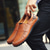 abordables Chaussures Décontractées Slip-On-Mocassins marron décontractés pour hommes avec tige en similicuir souple, détails cousus à la main et semelle en caoutchouc durable - parfaits pour un usage quotidien et les activités de plein air