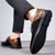 economico Scarpe Casual con Lacci-Sneakers da uomo in similpelle nere e bianche dal design sportivo: calzature comode e alla moda per giornate casual, viaggi e gite del fine settimana
