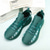 preiswerte Herren Laufschuhe-Grüne Herren-Laufschuhe mit auffälligem Schriftzug – bequem, leicht, ideal zum Laufen, fürs Fitnessstudio und für einen aktiven Lebensstil.