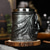 economico Tazze e tazzine-Boccale da birra con drago medievale, regalo per l'Oktoberfest, tazza da caffè in acciaio inossidabile con stampa 3D, regalo per l'Oktoberfest per uomo, boccale da tè retrò, tazza da acqua di alta qualità estetica.