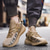 preiswerte Herren Laufschuhe-Grüne Herren-Laufschuhe mit auffälligem Schriftzug – bequem, leicht, ideal zum Laufen, fürs Fitnessstudio und für einen aktiven Lebensstil.