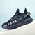 preiswerte Herren Laufschuhe-Grüne Herren-Laufschuhe mit auffälligem Schriftzug – bequem, leicht, ideal zum Laufen, fürs Fitnessstudio und für einen aktiven Lebensstil.
