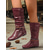 economico Stivali ampi-stivali da equitazione bassi e morbidi in similpelle bordeaux da donna, con cinturini intrecciati, per uscite autunnali, viaggi e festival all'aperto