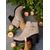 abordables Botines-Botines de ante sintético burdeos para mujer: botines de moda con tacón grueso y tira con tachuelas para looks de otoño, fiestas y compras.