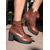 abordables Botines-Botines marrones de tacón grueso con cordones para mujer: estilo militar de piel sintética con cremallera lateral y detalle de hebilla, ideales para conjuntos de otoño, actividades al aire libre y ropa de calle informal.