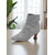 abordables Botines-Botines negros de piel sintética para mujer con punta puntiaguda, diseño fruncido y tacones de gatito: elegantes botines de estilo vintage para conjuntos de oficina y ropa de noche de otoño.