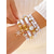 voordelige Damesarmband-Kerstarmbanden voor dames – feestelijke rode en groene kralenarmbanden met bedels van de kerstman, sneeuwvlok en kerstboom, perfect als cadeau voor de feestdagen