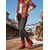 abordables Bottes à la mode-Bottines de cowboy à imprimé crocodile rouge pour femmes avec détails de chaîne et accents de strass, style d'inspiration western, parfaites pour Noël, les fêtes de fin d'année et les occasions festives