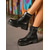 abordables Botas biker-Botines negros de mujer con tachuelas: botines de plataforma gruesa con estilo rockero y llamativos detalles de tachuelas metálicas, perfectos para looks casuales, urbanos y atrevidos.