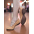 abordables Chaussures de danse d'entraînement-Chaussures de danse de caractère en toile pour femmes - talons confortables à brides croisées, idéaux pour la pratique professionnelle des danses de salon et latines. &amp;formation sur scène