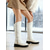 abordables Botas de nieve e invierno-Botas de invierno impermeables para mujer: botas blancas acolchadas hasta la rodilla con suela gruesa, ideales para la nieve, actividades al aire libre y para un look invernal informal.