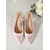 abordables Invité au mariage-Escarpins à bride arrière en satin champagne pour femmes – chaussures habillées élégantes à bout pointu, parfaites pour les mariages en ville, les soirées et les événements formels.
