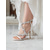 abordables novia-Sandalias de novia con cristales blancos: elegantes tacones de tiras para bodas románticas.