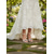 abordables mariée-Escarpins blancs romantiques pour les mariages en plein air, ornés de fleurs en cristal, bout ouvert et bride cheville.