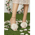 preiswerte Hochzeitsgast-Weiße 3D-Blumen-Hochzeitssandalen für Damen – elegante, transparente Pantoletten mit Blockabsatz, romantische Pantoletten mit spitzer Zehenpartie für Braut und Gartenparty &amp;Hochzeitsgäste