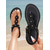 preiswerte Hochzeitsgast-Schwarze, flache Damensandalen mit Blumenmuster, kristallverzierte T-Riemen-Strandschuhe für Hochzeitsgäste