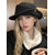 abordables Boda ACC-Sombrero de fieltro de lana para mujer, opciones de color blanco y negro, estilo elegante con decoración de botones dorados, perfecto para bodas y banquetes.