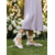 abordables Demoiselle d&amp;#39;honneur-Escarpins de mariée élégants en satin rose pour femme, ornés de fleurs – parfaits pour les mariages champêtres, chaussures de demoiselles d'honneur avec brides en ruban et petits talons carrés.