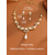 abordables Boda ACC-Conjunto de collar y aretes de perlas de imitación de aleación para mujer, colores dorado y plateado, diseño elegante con detalles de cristal, perfecto para bodas y cenas formales.