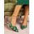 billige Slingback-pumper-Grønne, blomsterbroderte slingback-pumps til dame – elegante vintage-sko med kitten heel fra 1950-tallet for daglig bruk og retroinspirert stil