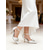 economico sposa-Eleganti décolleté da sposa in raso con dettagli in strass, da donna, con punta affilata, tacco basso e cinturino alla caviglia, disponibili in vari colori