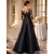 billige Mammas jumpsuits-Jumpsuit / Pantsuit Gulvlengde Kjole til brudens mor 3/4 ermer Besmykket Elegant Fest Bryllupsgjest Bryllupsfest Sateng med Appliqué Ensfarget