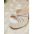 abordables mariée-Sandales compensées à talons carrés et perles ivoire pour femmes, chaussures de mariée luxueuses et ornées pour les mariages en ville