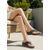 voordelige Slide Sandalen-Comfortabele dames sandalen met sleehak en teenslipper, gevoerde platform sandalen om mee aan te trekken voor een dagje strand.