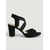 abordables Sandales à talons-Sandales professionnelles à talons hauts en daim noir pour femmes - chaussures confortables à talons carrés et brides élastiques croisées, idéales pour le bureau, les réunions professionnelles et un confort optimal tout au long de la journée.