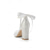 abordables Zapatos de salón de tacón ancho-Zapatos de tacón de bloque negros con encaje para mujer - elegantes zapatos de fiesta con tira de perlas para cócteles y eventos nocturnos.
