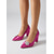 abordables Escarpins à talon bloc-Escarpins en satin rose fuchsia pour femme - élégants talons carrés à bout pointu et boucle en cristal strass, parfaits pour les cocktails, les dîners et les mariages.