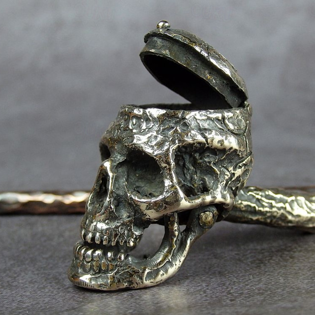  Halloween Human Skull smoking pipe, creative handmade smoking set, custom bronze miniature Skull, unique gift for smoker, handcasted Halloween decor Halloween Skeleton Decoration