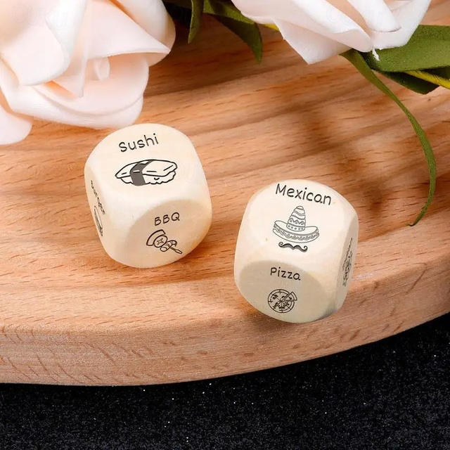 QLEUIFT Date Night Dobbelstenen Voor Koppels – Romantisch & Grappig Cadeau Voor Valentijnsdag, Relatie Spelletje Voor Twee, Verrassingsdobbelstenen Set Met Schaakbord & Houten Kubussen