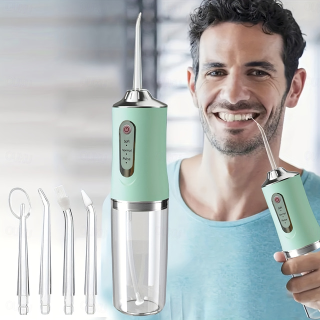  4つのグリーンヘッドを備えたポータブル充電式電動歯洗浄器 - 男性と女性向けの効果的な口腔歯科シームウォッシャーで、ウォーターフロスやクリーニングに最適です。