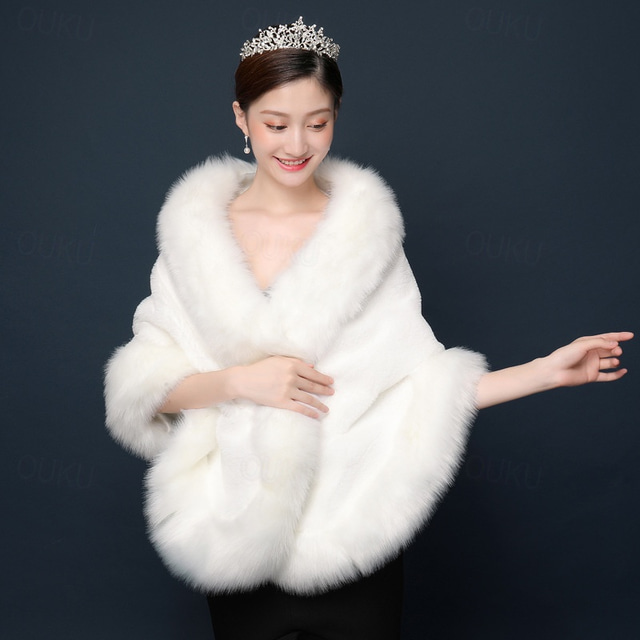  Faux Fur Shawl for Women with Collar Scarf Wrap Faux Fur Evening Cape for Winter Coat